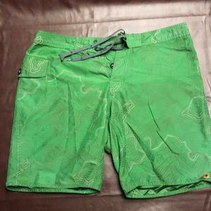 Men’s swim trunks